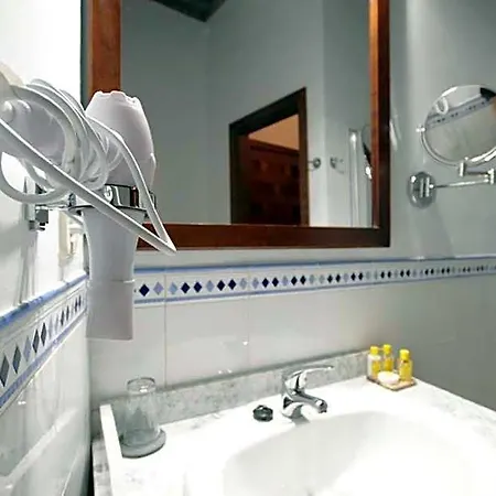 Entre Dos Aguas Boutique Hotel 3*