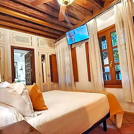 فندق Entre Dos Aguas Boutique توليدو